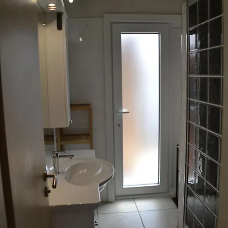 Kuk Apartment *